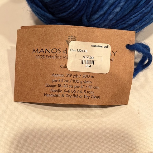 Manos del Uruguay 100% Extra Fine Merino Wool Kettle Dyed - Picture 3 of 5